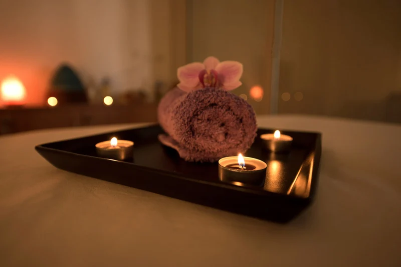 Coiffeurs / Salons de beauté / Onglerie / Salon de tatouage